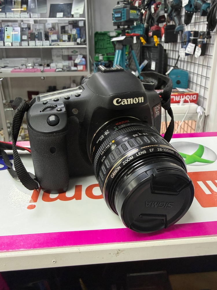 Фотоаппарат Canon EOS 7D