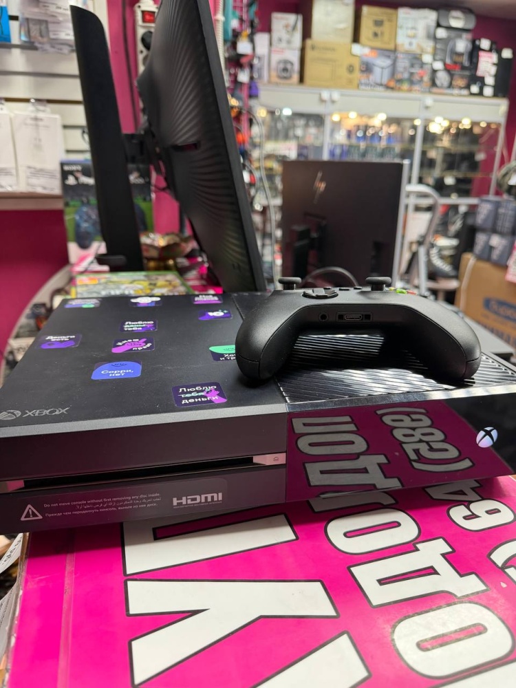 Игровая приставка XBOX ONE