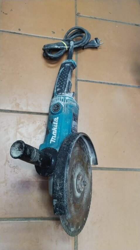 УШМ (Болгарка) макита