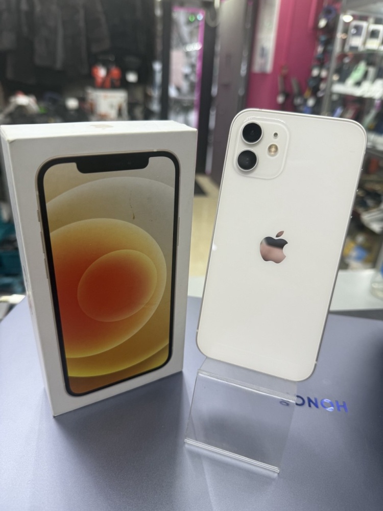 Смартфон iPhone 12 64 Gb