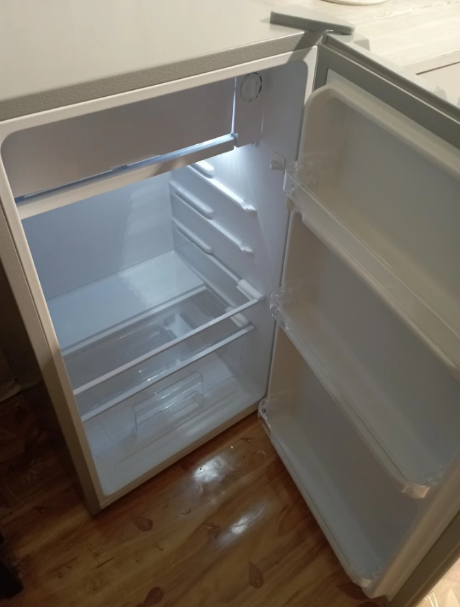 Холодильник CHiQ RCQ9003MS