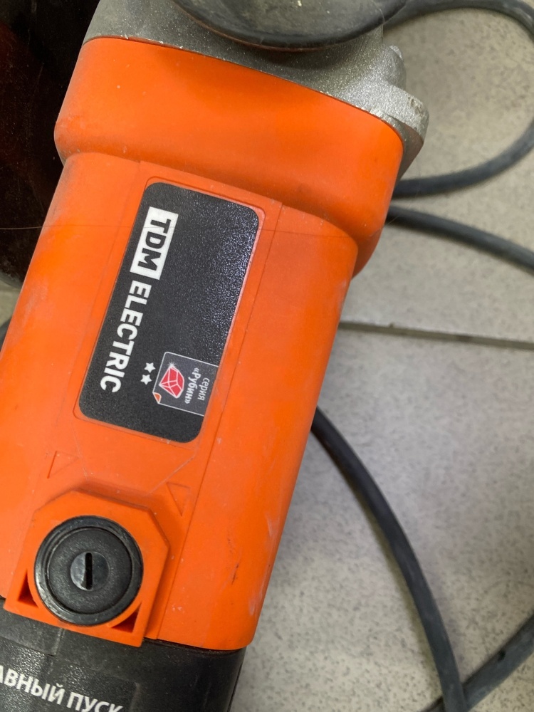 УШМ (Болгарка) TDM 230