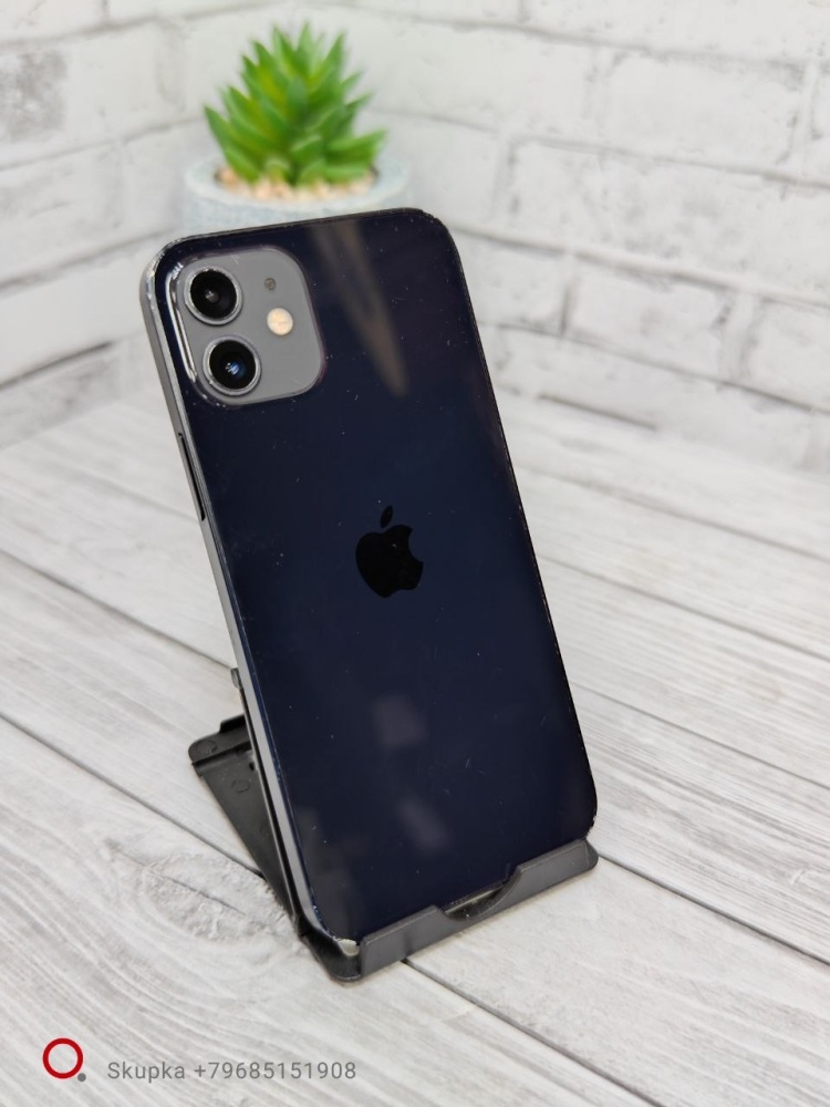 Смартфон iPhone 12 64 Gb