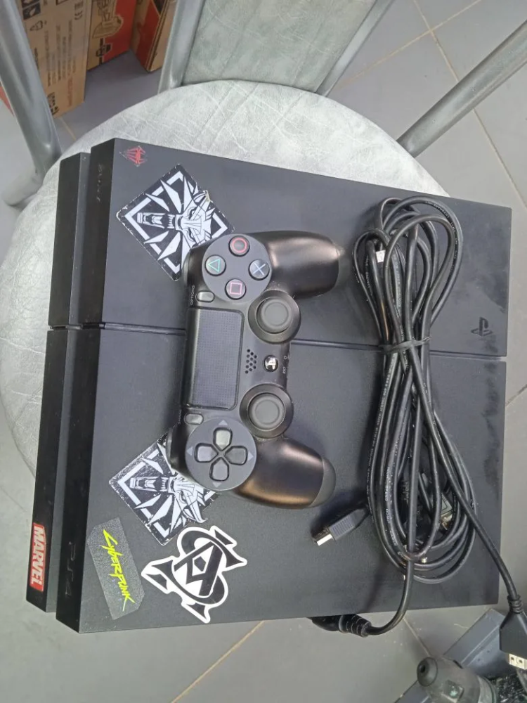 Игровая приставка Sony PlayStation 4 fat 1 Тб