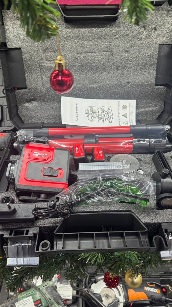 Лазерный уровень Milwaukee 4D 16 линий