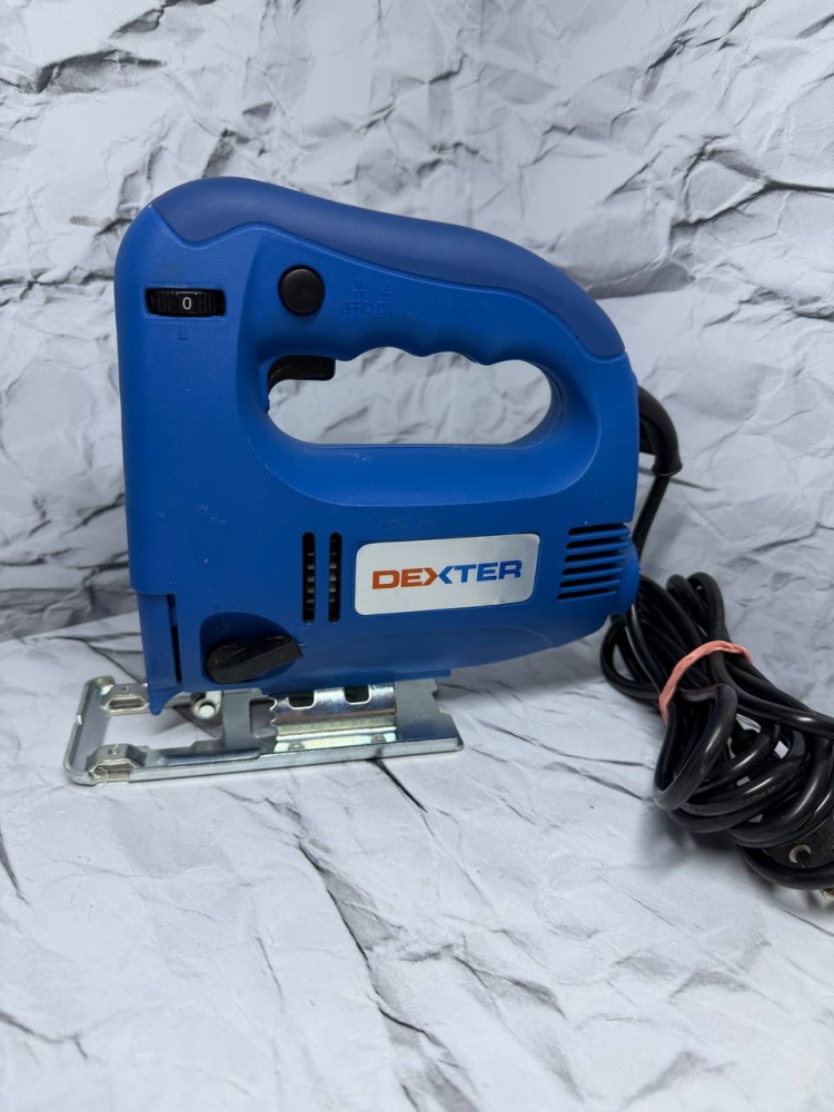 Лобзик Dexter 600W