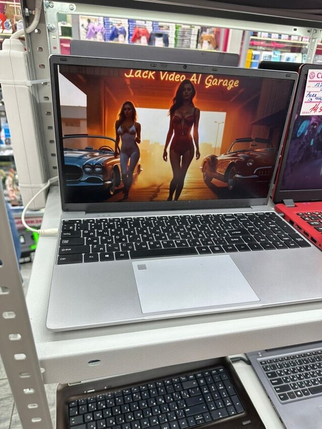 Ноутбук Celeron /16/SSD512/Graphics