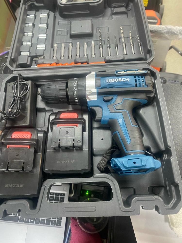 Шуруповерт Bosh