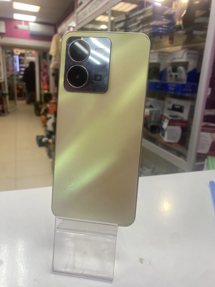 Смартфон Vivo Y35 4/64