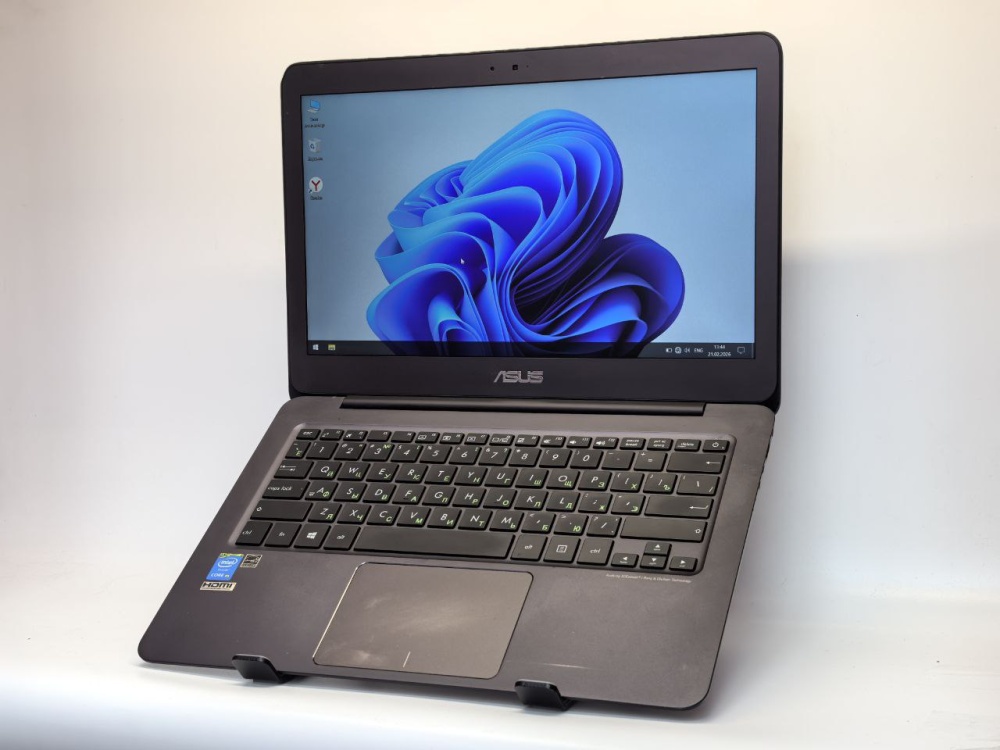 Ноутбук ASUS Zenbook UX305