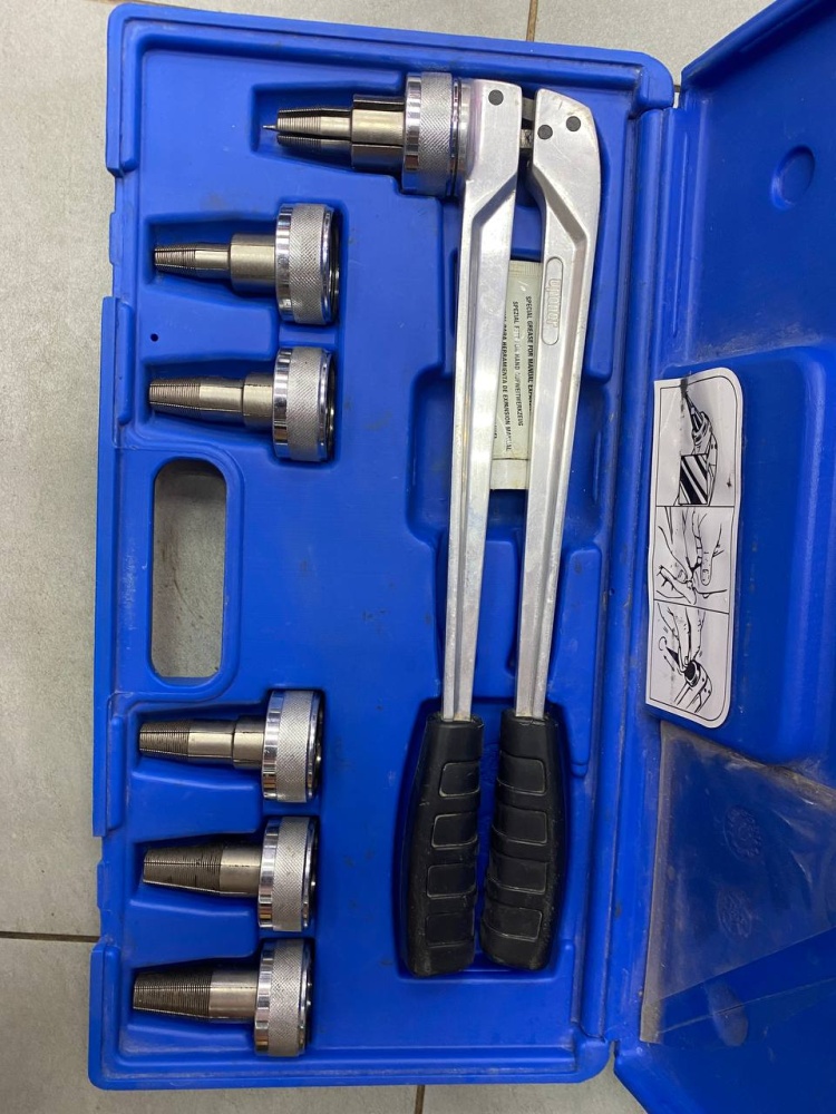 Ручной расширительный инструмент Uponor