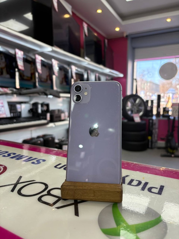 Смартфон iPhone 11 128 Gb