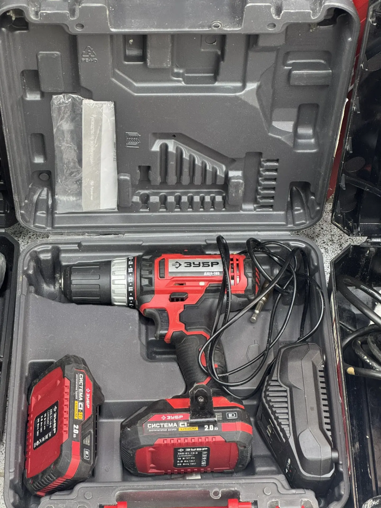 Шуруповерт Зубр 18v