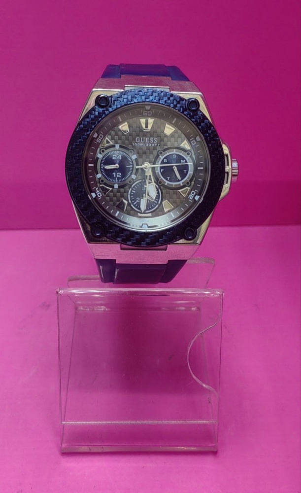 Часы Guess W1049G1