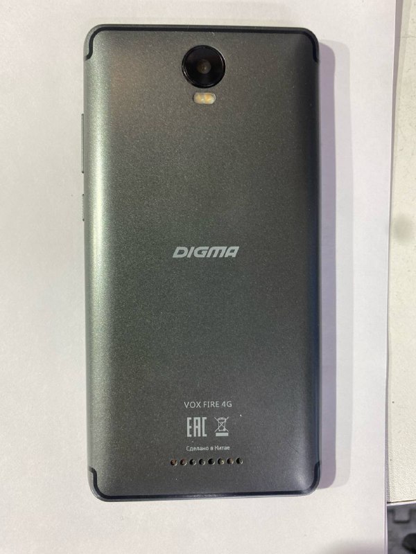 Мобильный телефон Digma