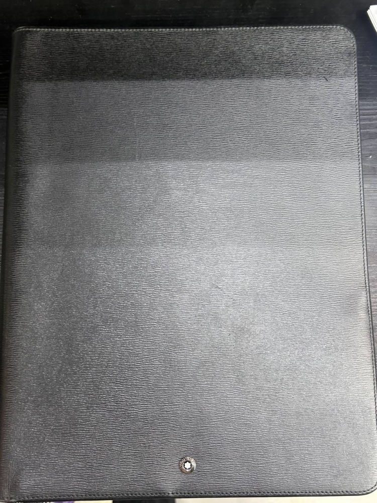 держатель MOBTBLANC