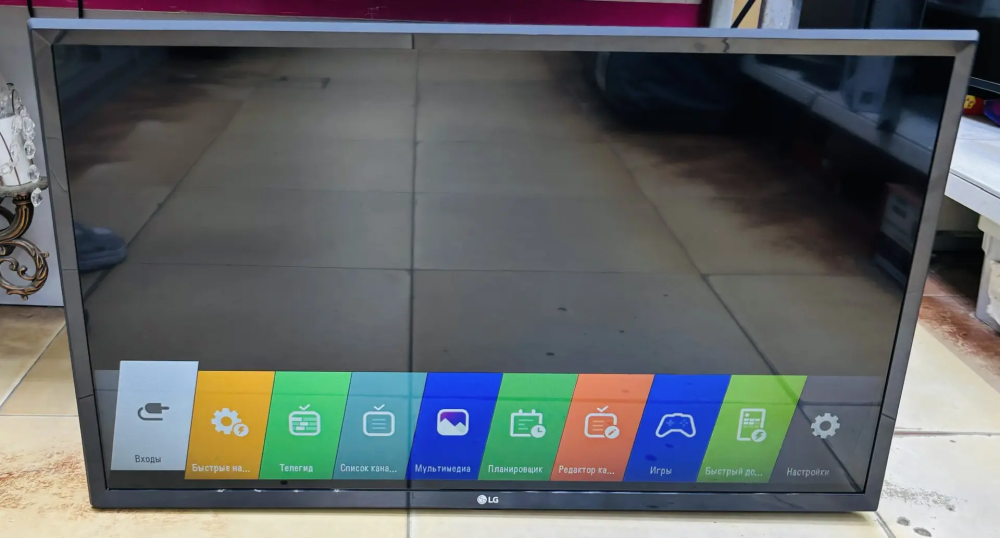 Телевизор LG 32