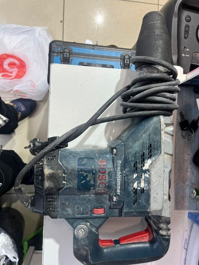 Перфоратор Bosch 3 611 B64 001