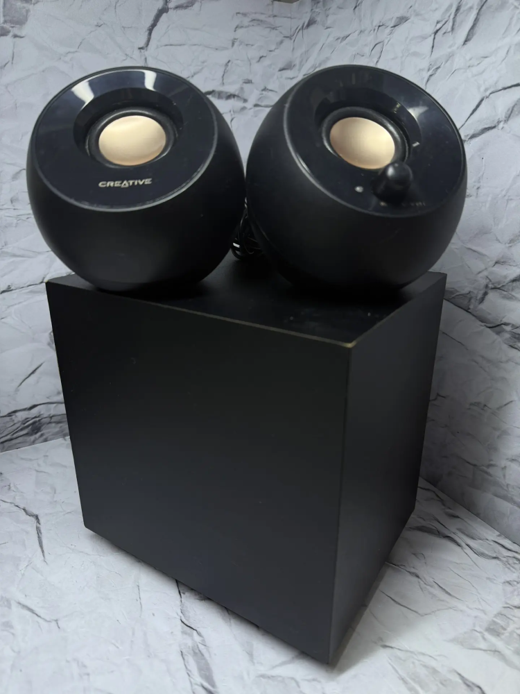 Автоакустика CREATIVE