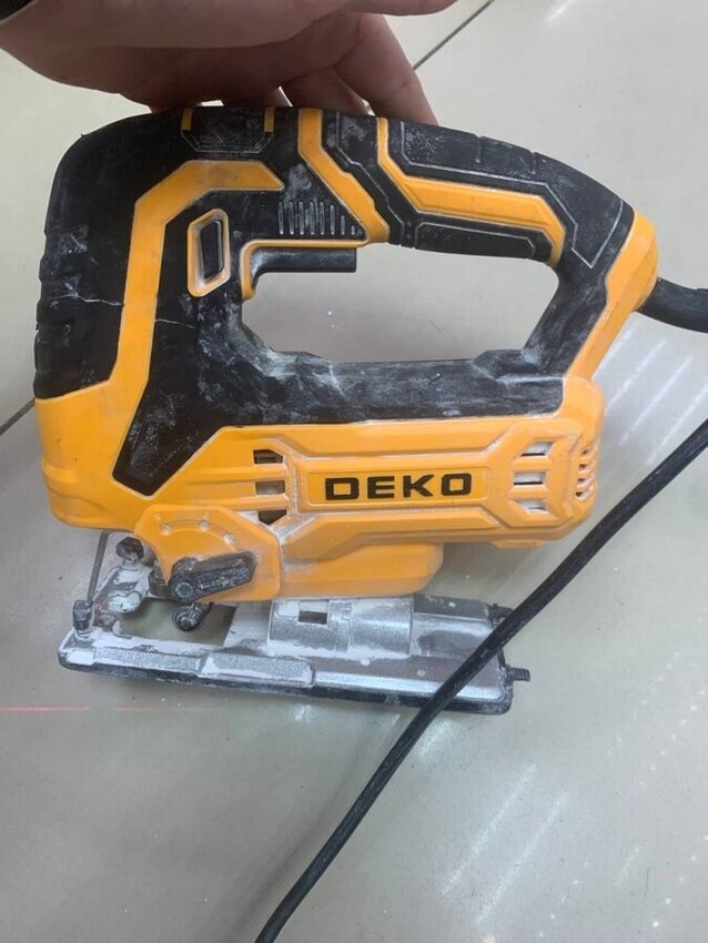 Лобзик DEKO DKJS1050E