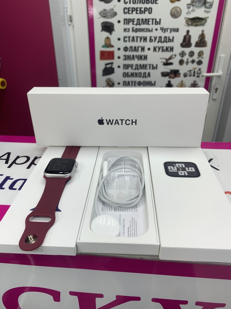 Часы Apple Watch SE2 40mm