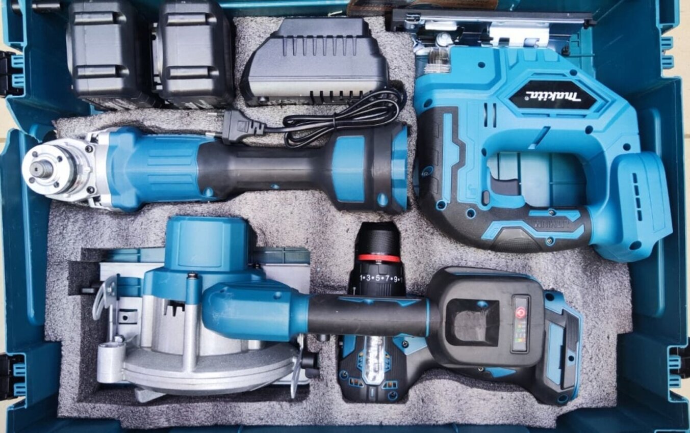 Набор инструментов Makita 4 in 1