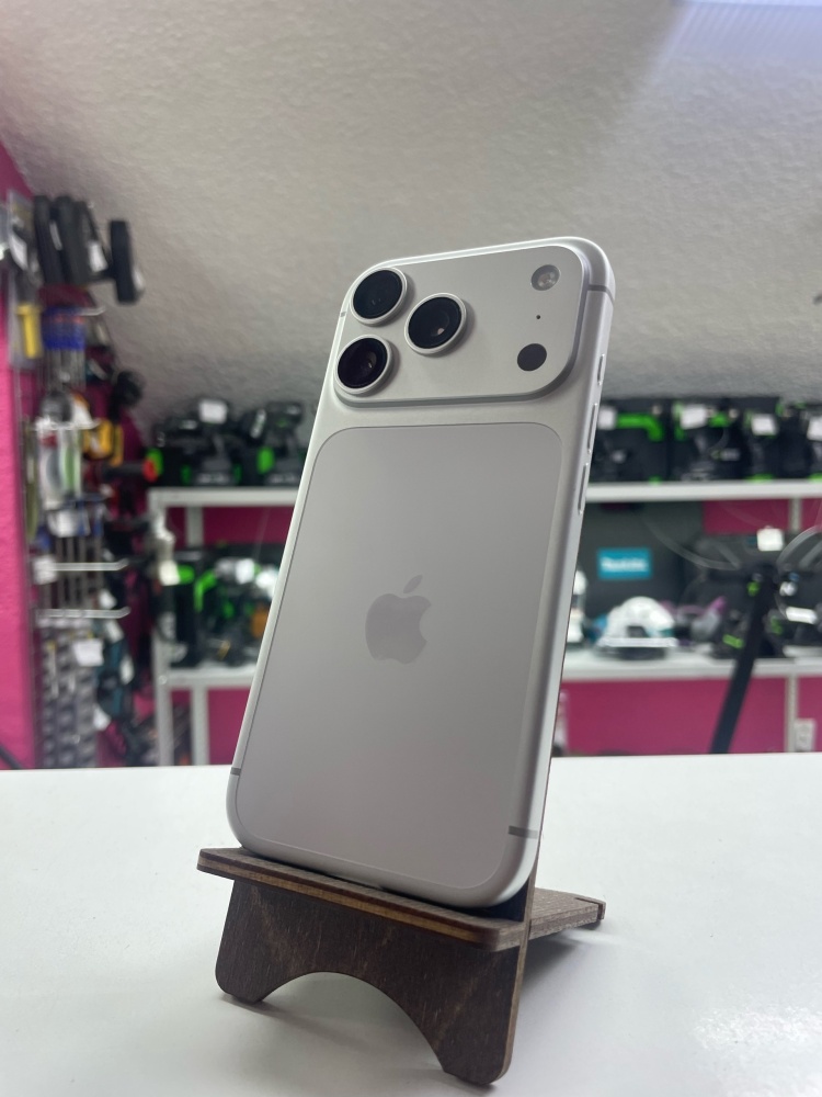 Смартфон iPhone 17 PRO 1tb