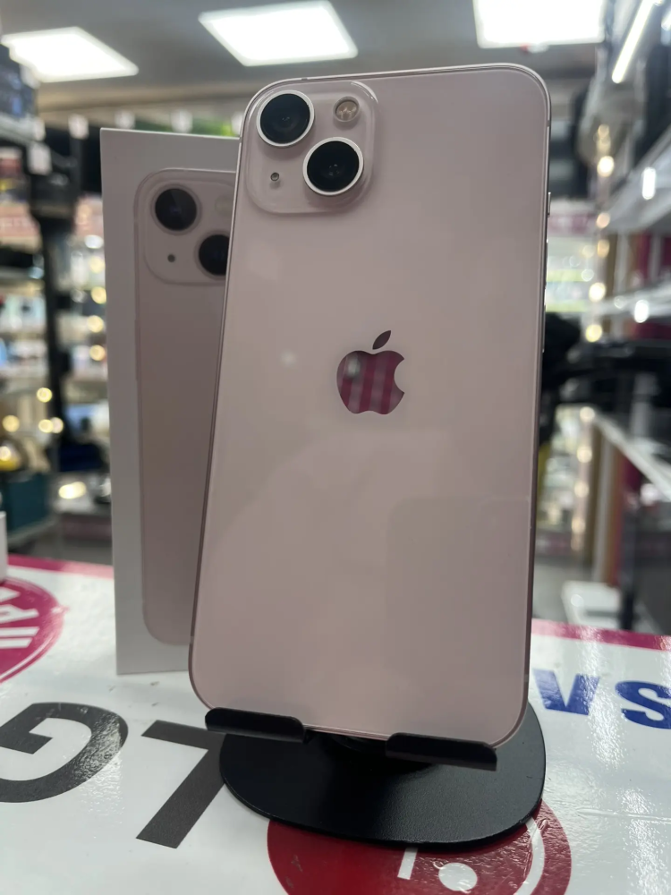 Смартфон iPhone 13 128 Gb 76%