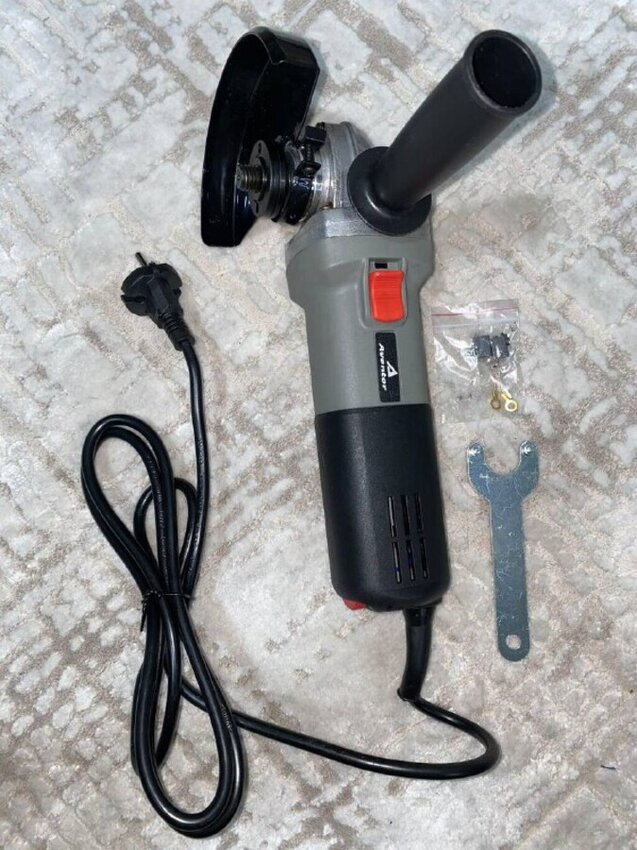 УШМ (Болгарка) AVENTOR 125