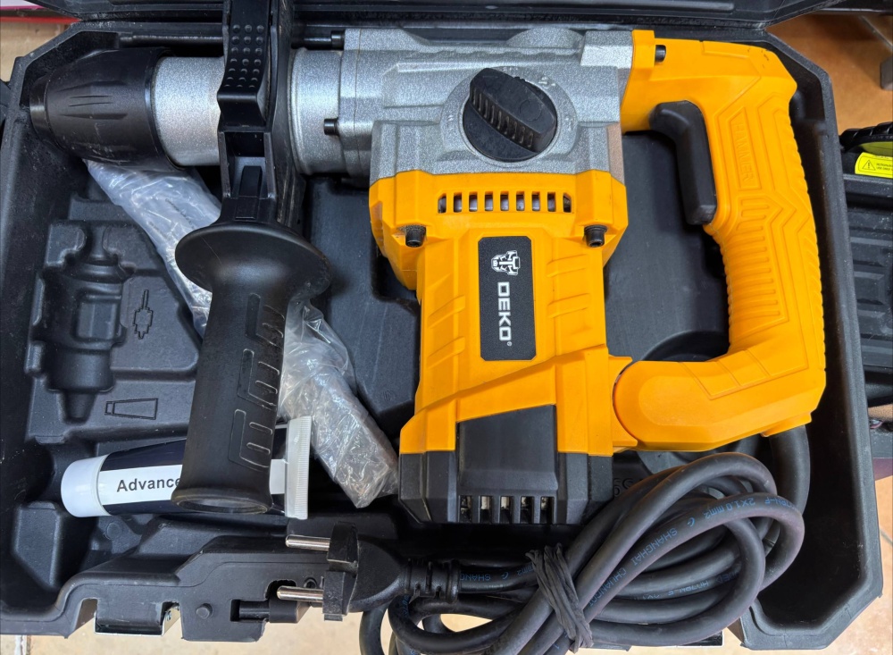 Перфоратор deko 1200h