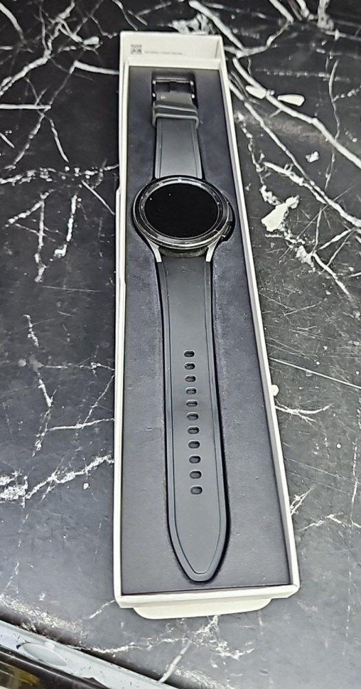 Часы Samsung Watch 4