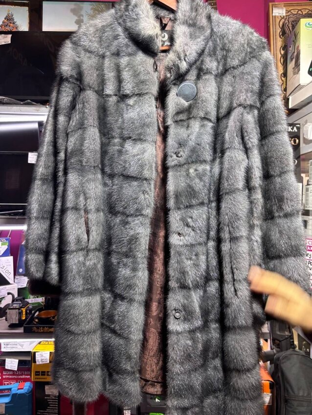 Жилет меховой писец 44-46