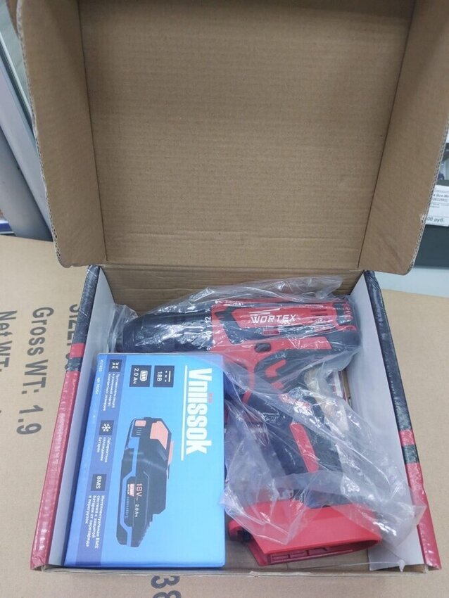 Шуруповерт Wortex BD1825-1 DLI