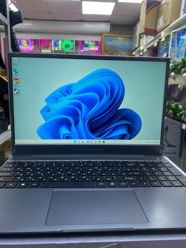 Ноутбук Machcreator