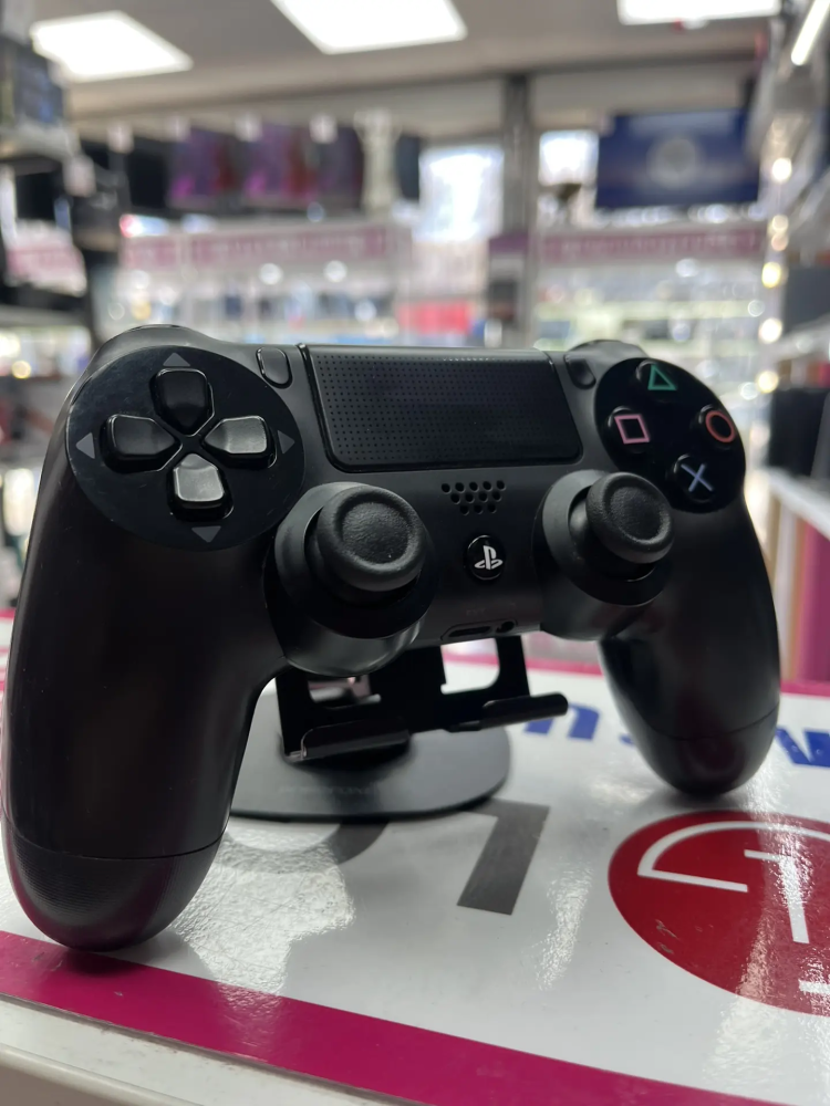 Геймпад PS4