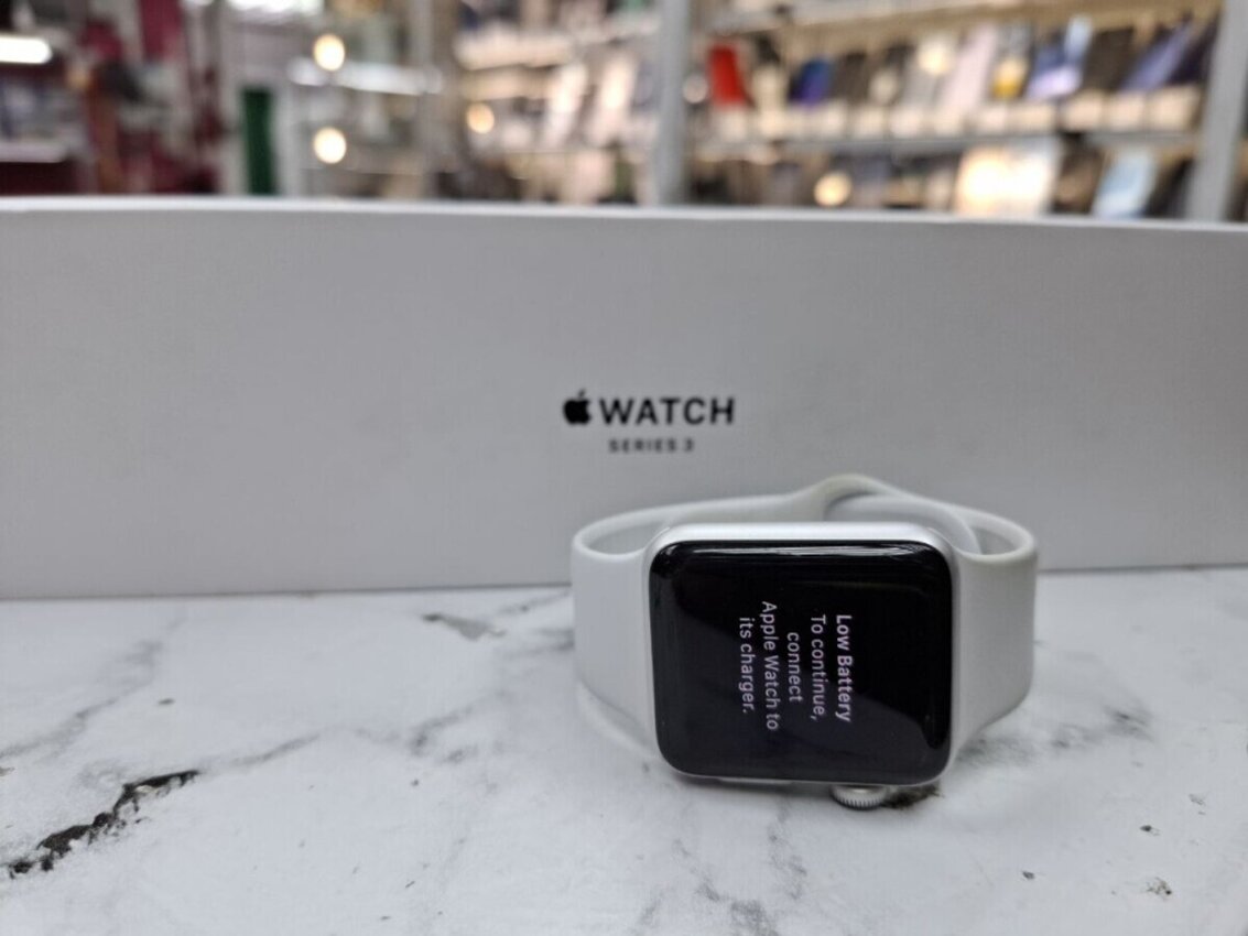 Часы Apple Watch S3