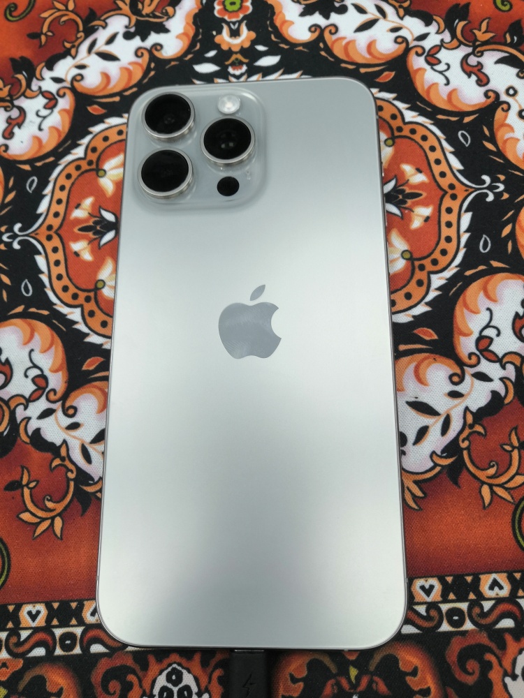 Смартфон iPhone 15 PRO MAX 256Gb