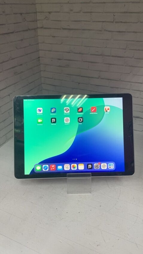 Планшет Apple iPad Air 9 поколения 256гб