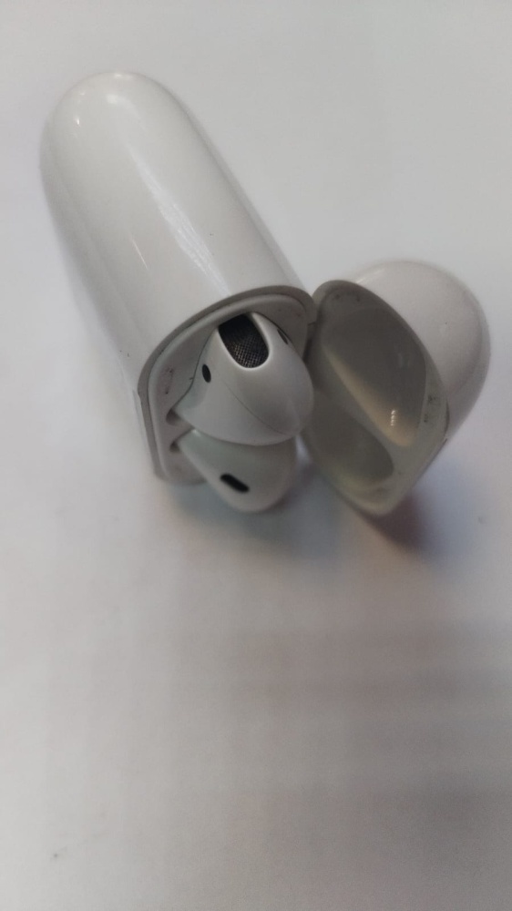 Наушники Airpods