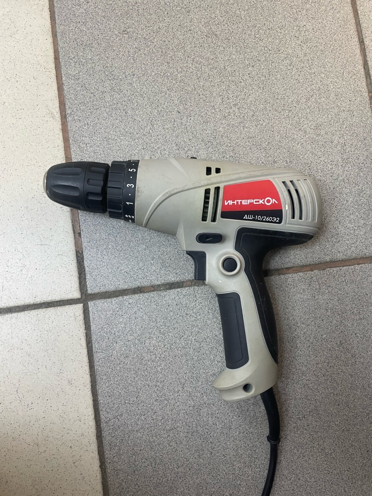 Шуруповерт