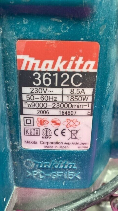 Фрезер MAKITA 3612c