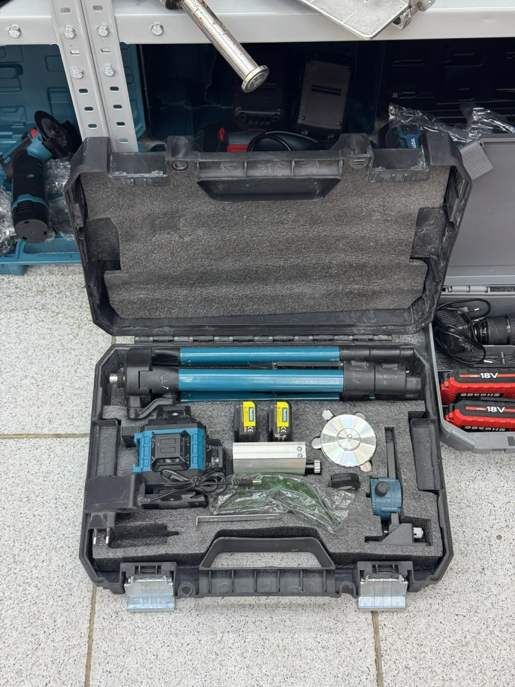 Лазерный уровень Makita