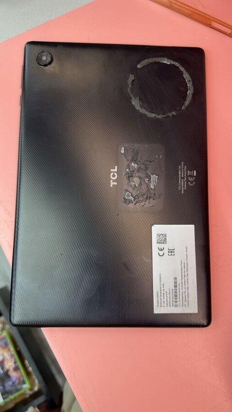 Планшет TCL