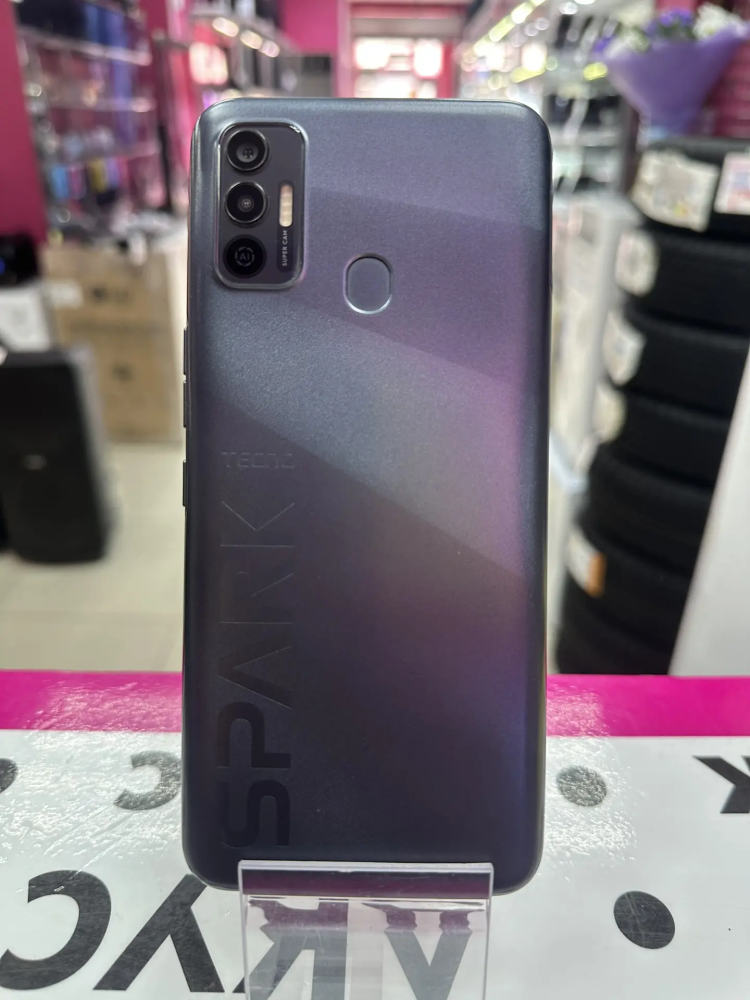 Мобильный телефон Tecno Spark 7 2/32 гб