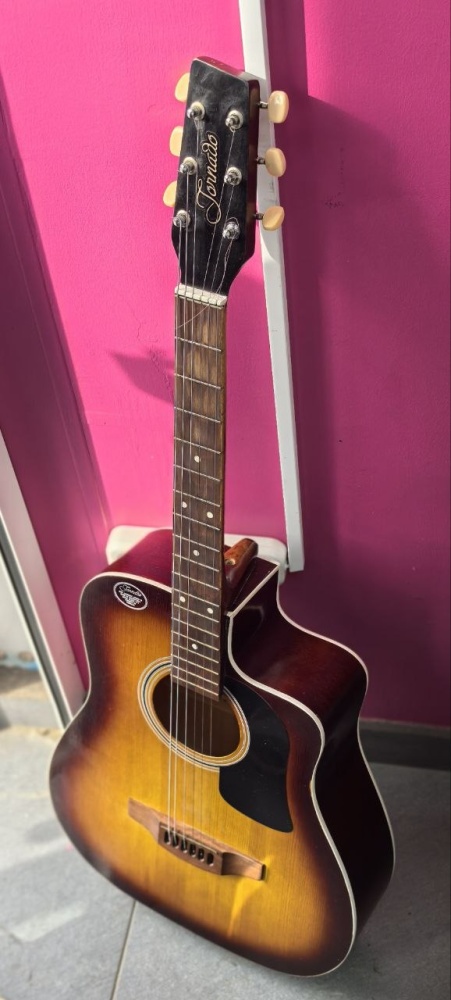 Гитара Morris tornado