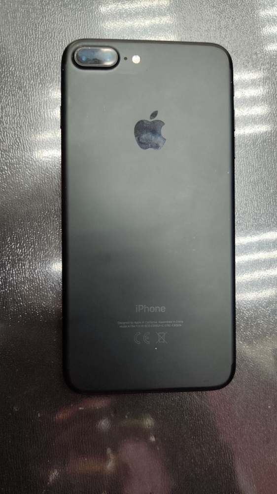 Смартфон iPhone 7+ 32Gb