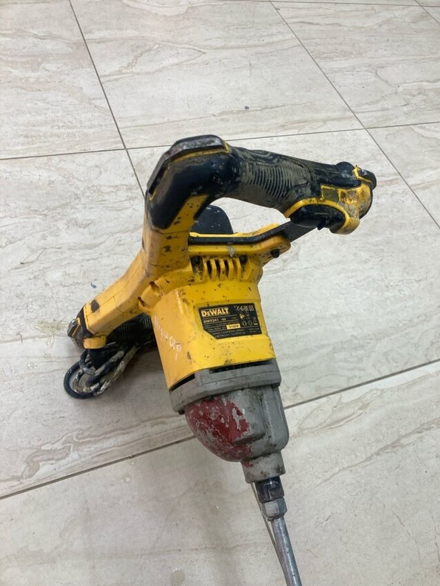 Миксер Dewalt DWD24--QS