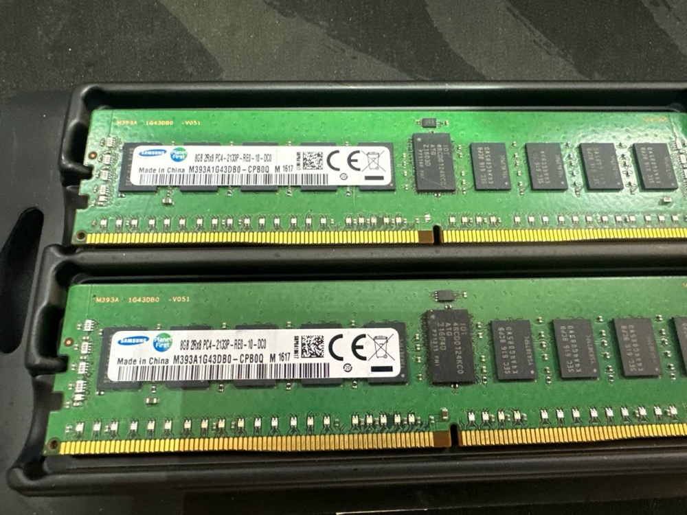 DDR 4 Самсунг 8/2