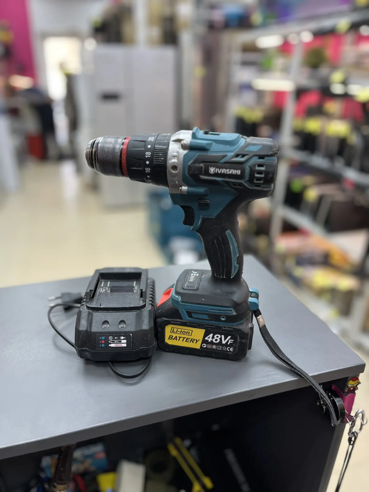 Шуруповерт IVASAKI DHP882