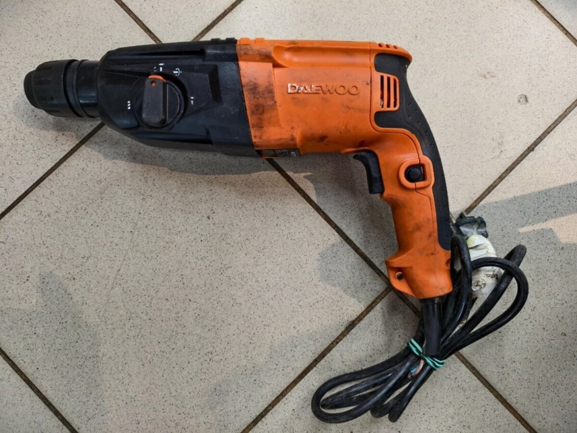 Перфоратор Daewoo DAH 920